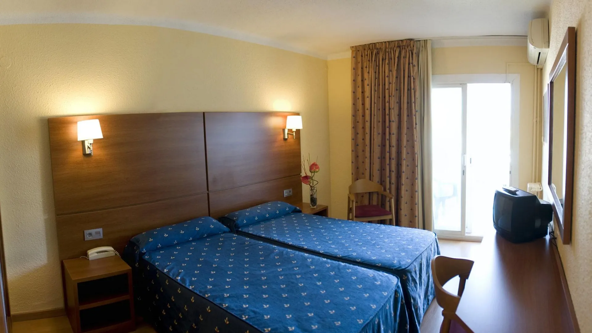 ****  Hotel Maria Del Mar Lloret de Mar Spain